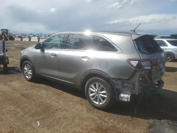 5XYPG4A3XKG542715 2019 KIA SORENTO - Image 2