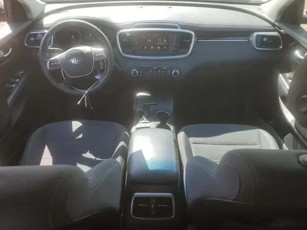 5XYPG4A3XKG542715 2019 KIA SORENTO - Image 8