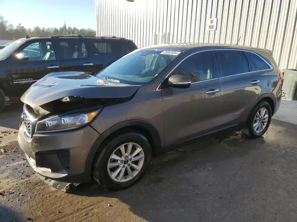 5XYPG4A3XKG545372 2019 KIA SORENTO - Image 1