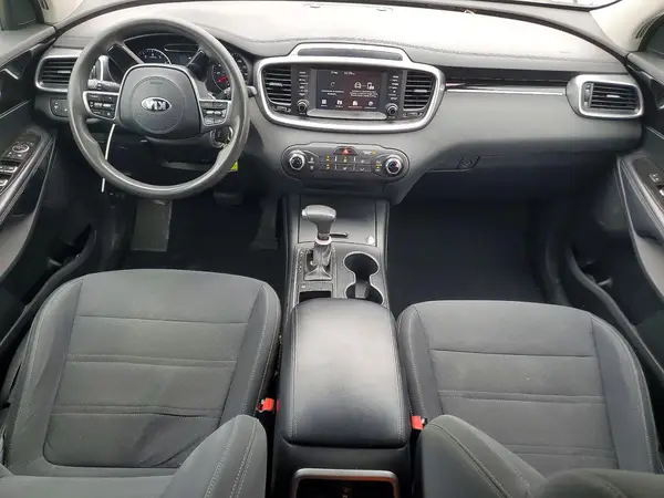 5XYPG4A3XKG552483 2019 KIA SORENTO - Image 8