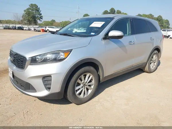 5XYPG4A3XKG552662 2019 KIA SORENTO - Image 2