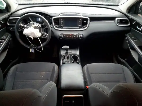 5XYPG4A3XKG559191 2019 KIA SORENTO - Image 8