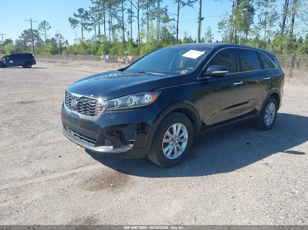 5XYPG4A3XKG567551 2019 KIA SORENTO - Image 2