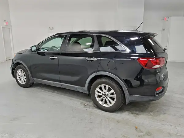5XYPG4A3XKG570899 2019 KIA SORENTO - Image 2