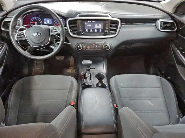 5XYPG4A3XKG570899 2019 KIA SORENTO - Image 8