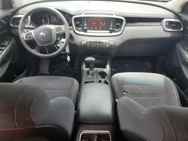 5XYPG4A3XKG573124 2019 KIA SORENTO - Image 8