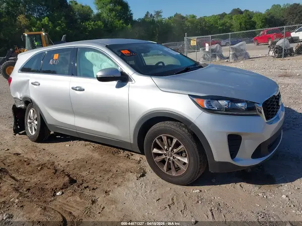 5XYPG4A3XKG576380 2019 KIA SORENTO - Image 1