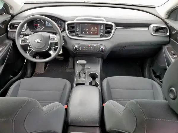 5XYPG4A3XKG576704 2019 KIA SORENTO - Image 8