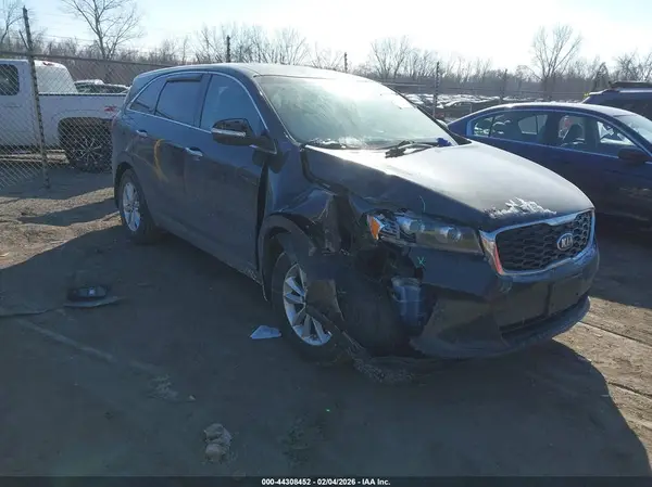 5XYPG4A3XKG581322 2019 KIA SORENTO - Image 1