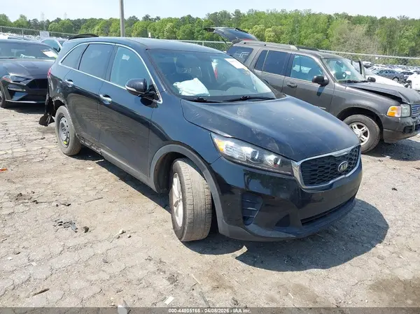 5XYPG4A3XKG581725 2019 KIA SORENTO - Image 1