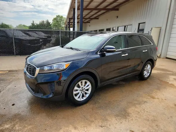 5XYPG4A3XKG583815 2019 KIA SORENTO - Image 1