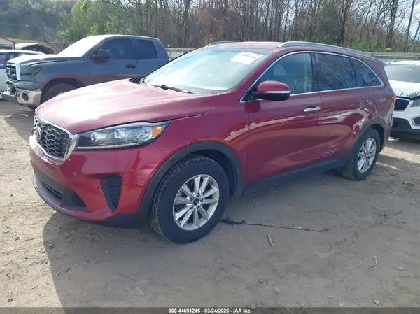 5XYPG4A3XKG592224 2019 KIA SORENTO - Image 2