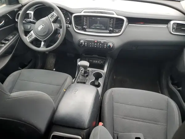 5XYPG4A3XKG592725 2019 KIA SORENTO - Image 8