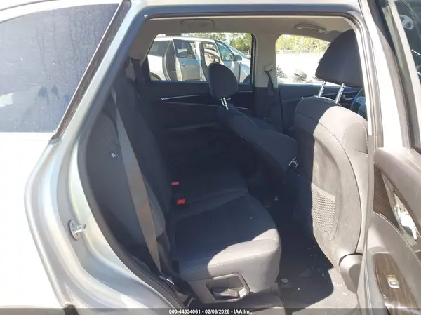 5XYPG4A3XKG592921 2019 KIA SORENTO - Image 8