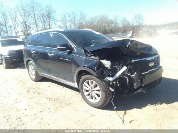 5XYPG4A3XKG596175 2019 KIA SORENTO - Image 1