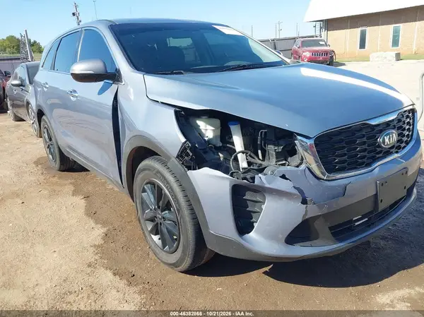 5XYPG4A3XKG604923 2019 KIA SORENTO - Image 1