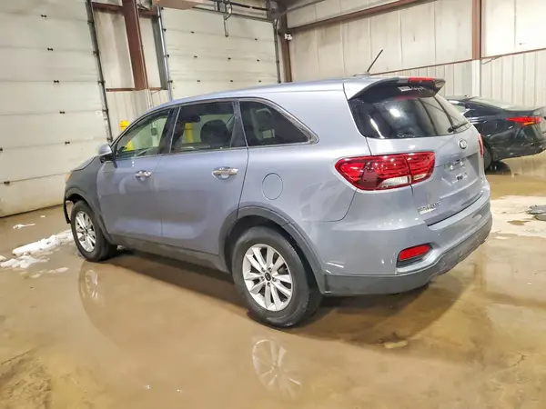 5XYPG4A3XKG610558 2019 KIA SORENTO - Image 2
