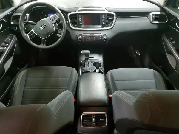 5XYPG4A3XKG611547 2019 KIA SORENTO - Image 8