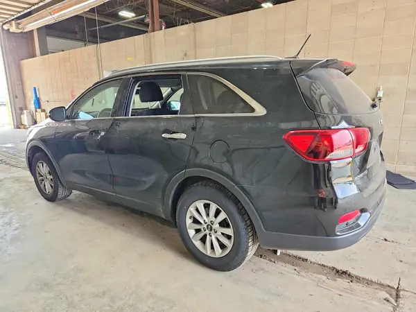 5XYPG4A3XLG625062 2020 KIA SORENTO - Image 2