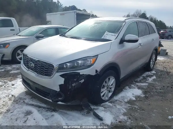 5XYPG4A3XLG626082 2020 KIA SORENTO - Image 2