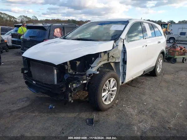 5XYPG4A3XLG643836 2020 KIA SORENTO - Image 2