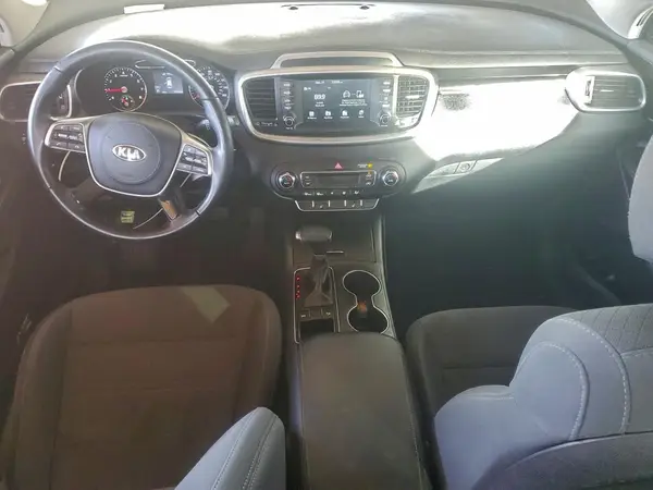 5XYPG4A3XLG654125 2020 KIA SORENTO - Image 8