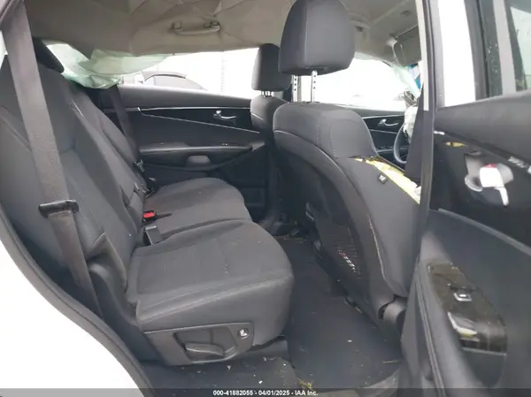 5XYPG4A3XLG654612 2020 KIA SORENTO - Image 8