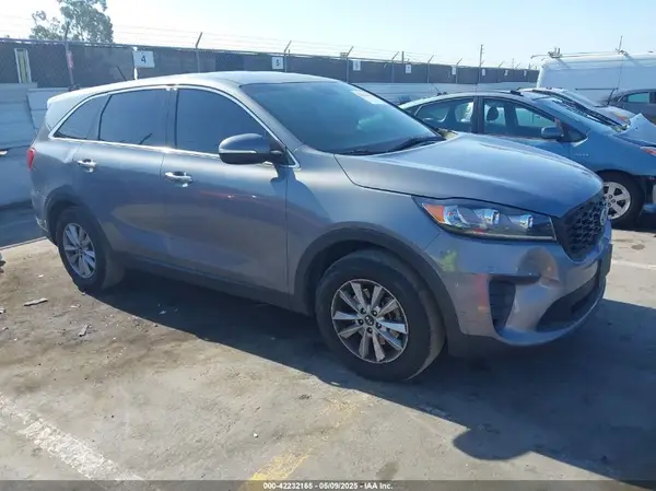 5XYPG4A3XLG656974 2020 KIA SORENTO - Image 1