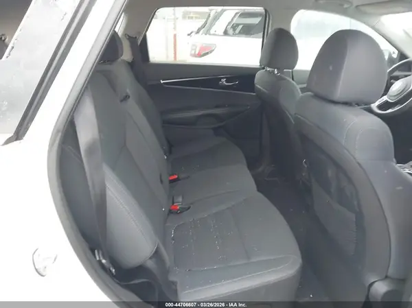 5XYPG4A3XLG659695 2020 KIA SORENTO - Image 8