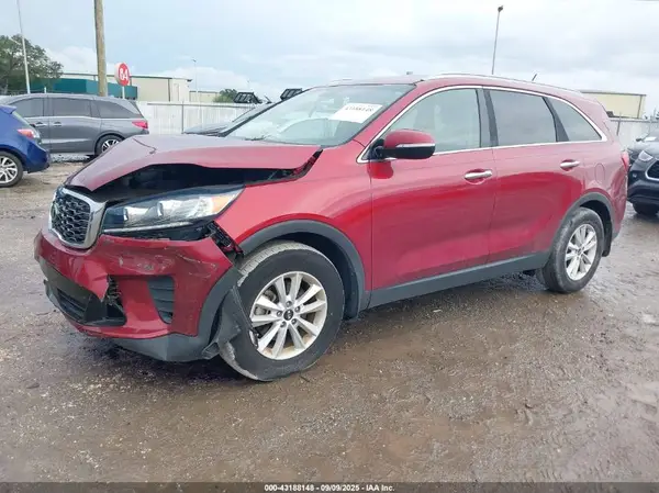 5XYPG4A3XLG685116 2020 KIA SORENTO - Image 2