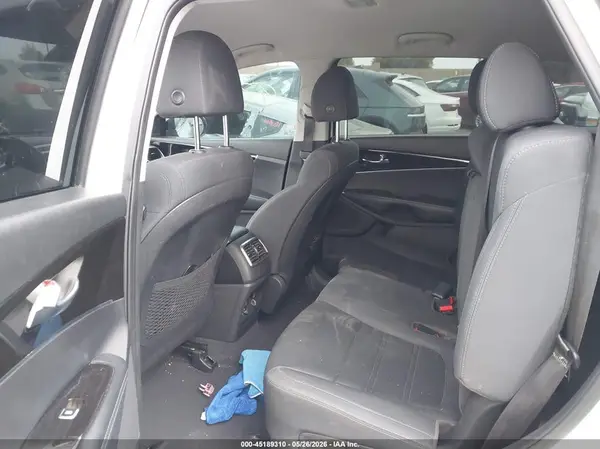 5XYPG4A3XLG700357 2020 KIA SORENTO - Image 8