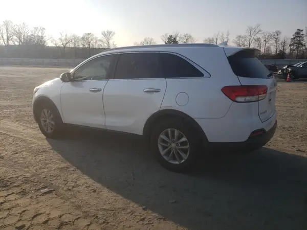 5XYPG4A50GG009104 2016 KIA SORENTO - Image 2