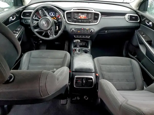 5XYPG4A50GG032382 2016 KIA SORENTO - Image 8