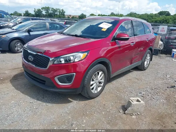 5XYPG4A50GG039462 2016 KIA SORENTO - Image 2