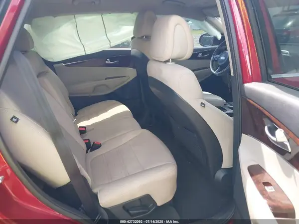 5XYPG4A50GG039462 2016 KIA SORENTO - Image 8