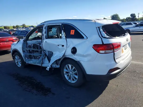 5XYPG4A50GG051904 2016 KIA SORENTO - Image 2