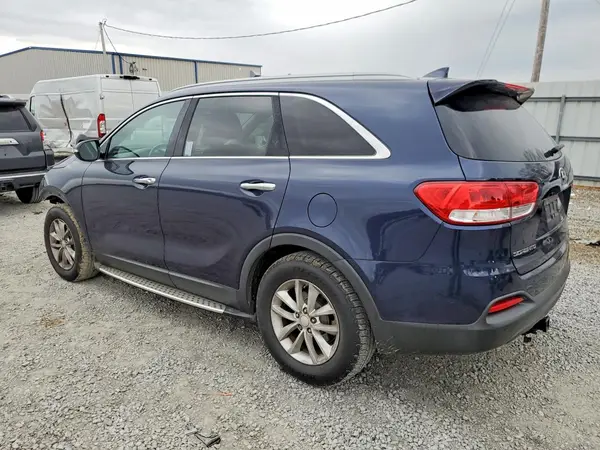 5XYPG4A50GG084868 2016 KIA SORENTO - Image 2