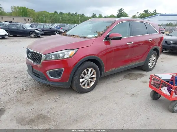 5XYPG4A50GG110725 2016 KIA SORENTO - Image 2