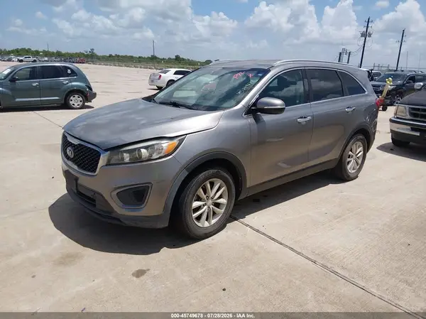 5XYPG4A50GG114175 2016 KIA SORENTO - Image 2
