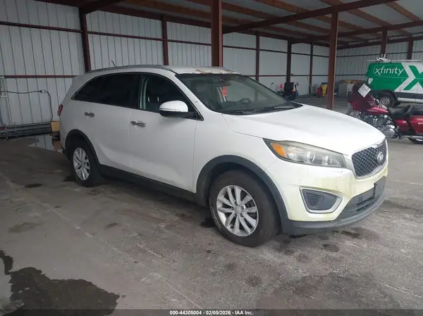 5XYPG4A50GG131056 2016 KIA SORENTO - Image 1