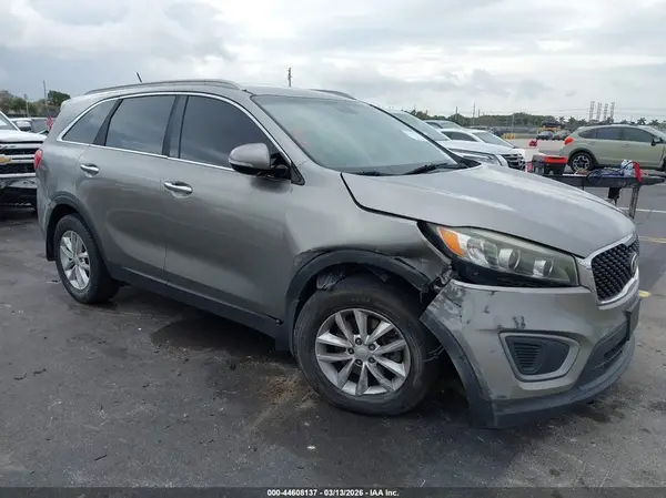 5XYPG4A50GG144325 2016 KIA SORENTO - Image 1