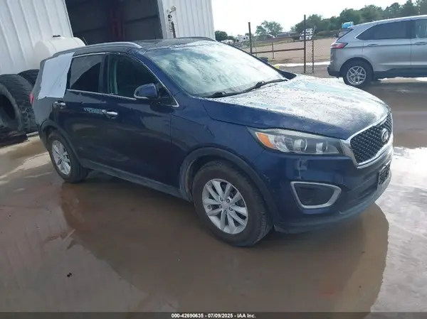 5XYPG4A50GG157060 2016 KIA SORENTO - Image 1