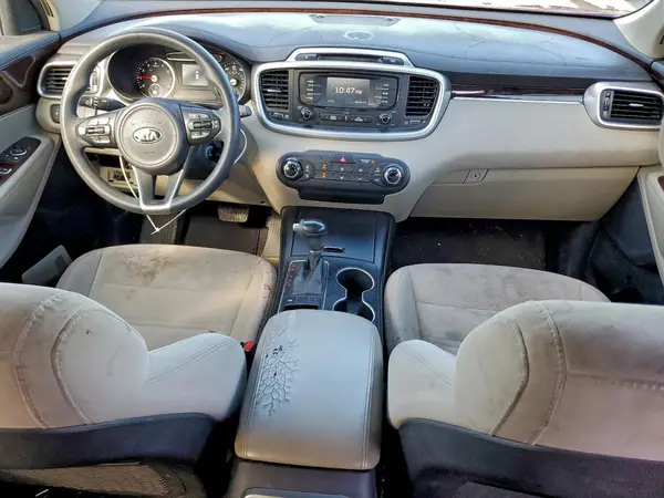 5XYPG4A50GG178751 2016 KIA SORENTO - Image 8