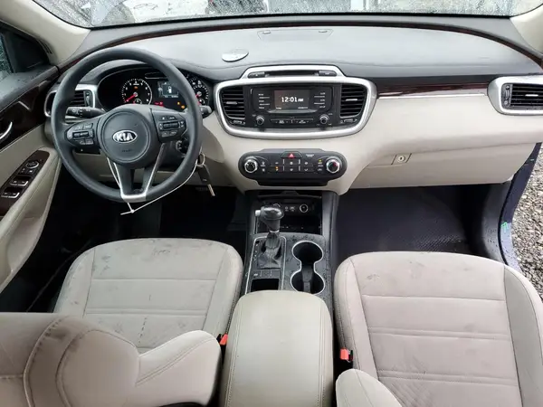 5XYPG4A50HG194031 2017 KIA SORENTO - Image 8