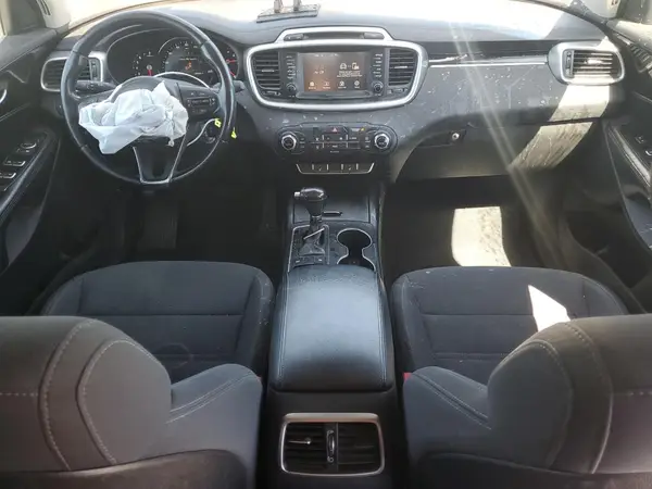 5XYPG4A50HG205447 2017 KIA SORENTO - Image 8