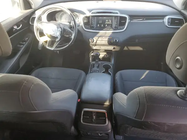5XYPG4A50HG229473 2017 KIA SORENTO - Image 8