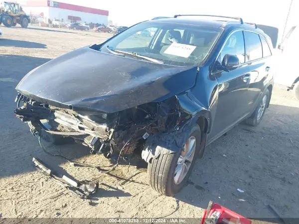 5XYPG4A50HG287924 2017 KIA SORENTO - Image 2