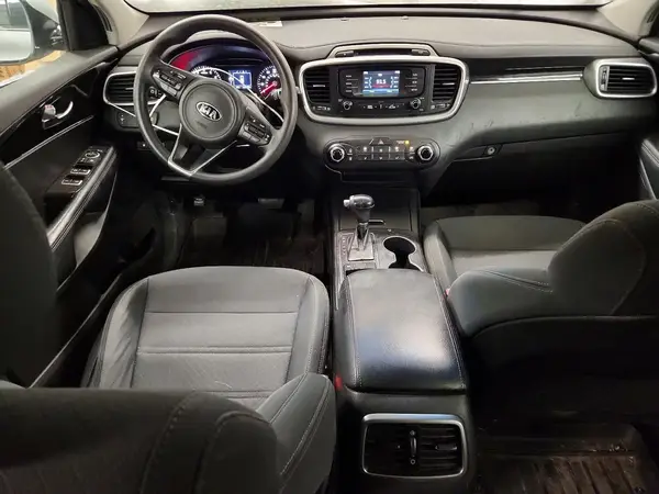 5XYPG4A50JG347786 2018 KIA SORENTO - Image 8