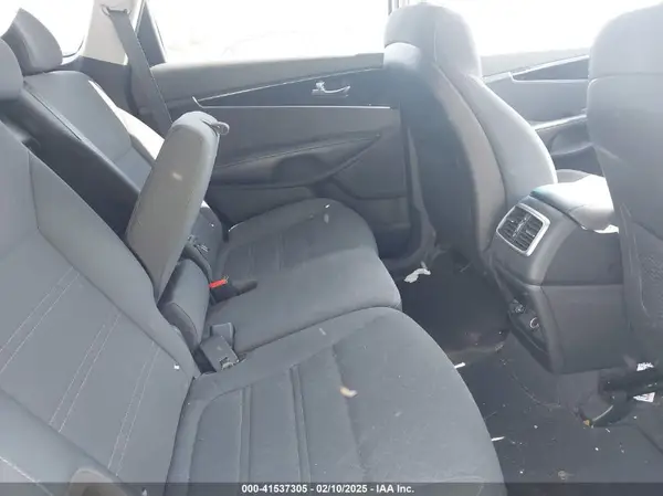 5XYPG4A50JG350705 2018 KIA SORENTO - Image 8