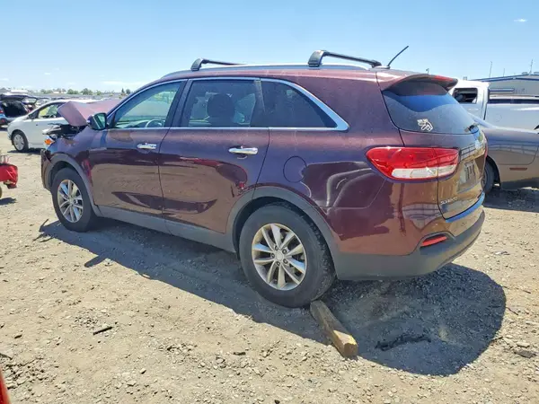 5XYPG4A50JG352695 2018 KIA SORENTO - Image 2